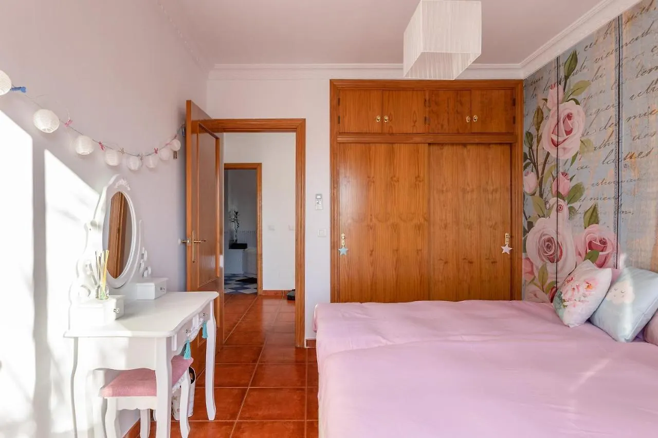 Villa Maite Nerja Tatil Evi