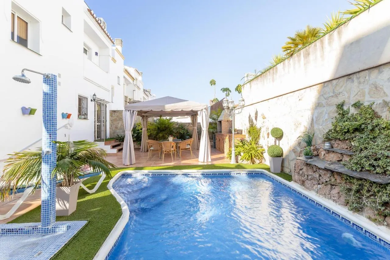 Villa Maite Nerja Semesterbostad